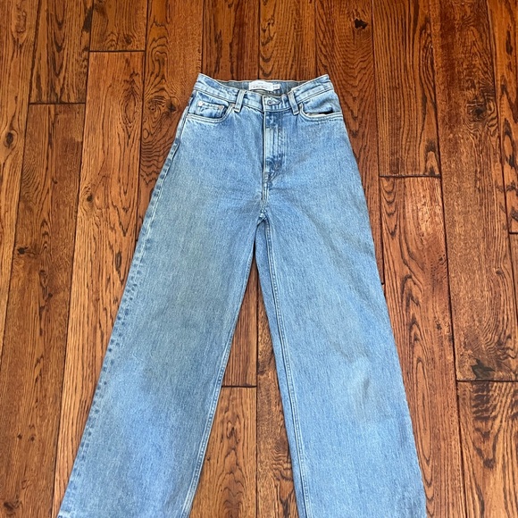 & Other Stories Light Blue High Waisted Jeans - Picture 3 of 5